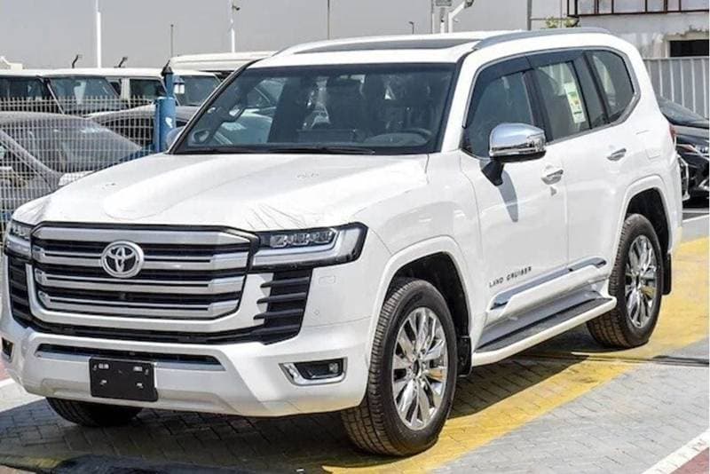 2024 Toyota Land Cruiser VXR thumbnail 3