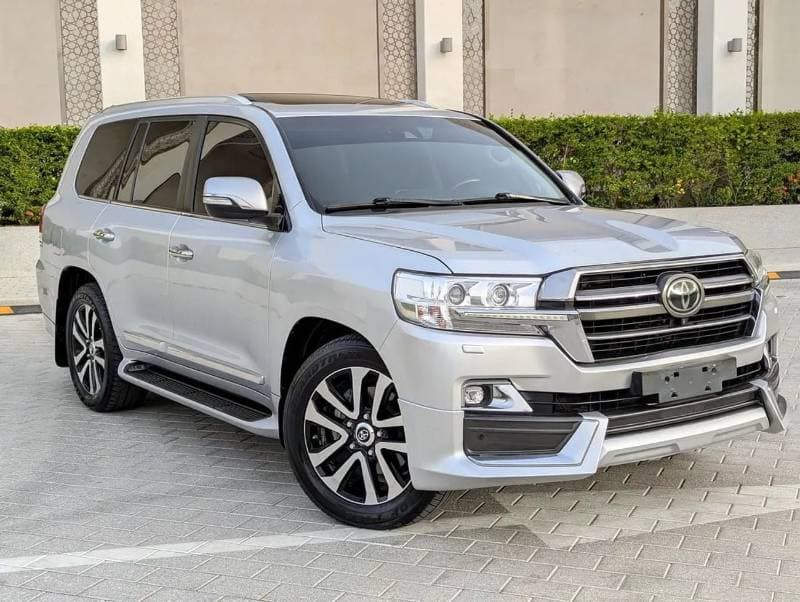 2019 Toyota Land Cruiser VXR thumbnail 5