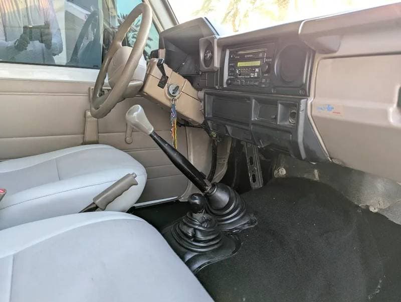 2000 Toyota Land Cruiser 70 LC79 STANDARD thumbnail 5