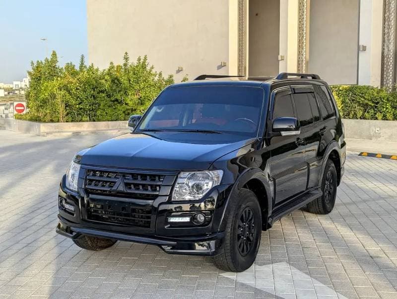 2015 Mitsubishi Pajero GLS HIGHLINE thumbnail 2