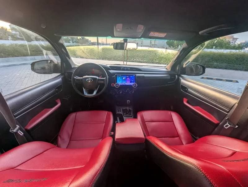 2021 Toyota Hilux ADVENTURE thumbnail 3