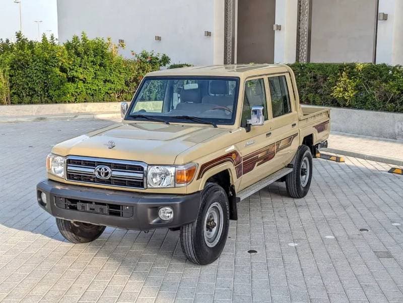 2014 Toyota Land Cruiser 70 LC79 LX thumbnail 2