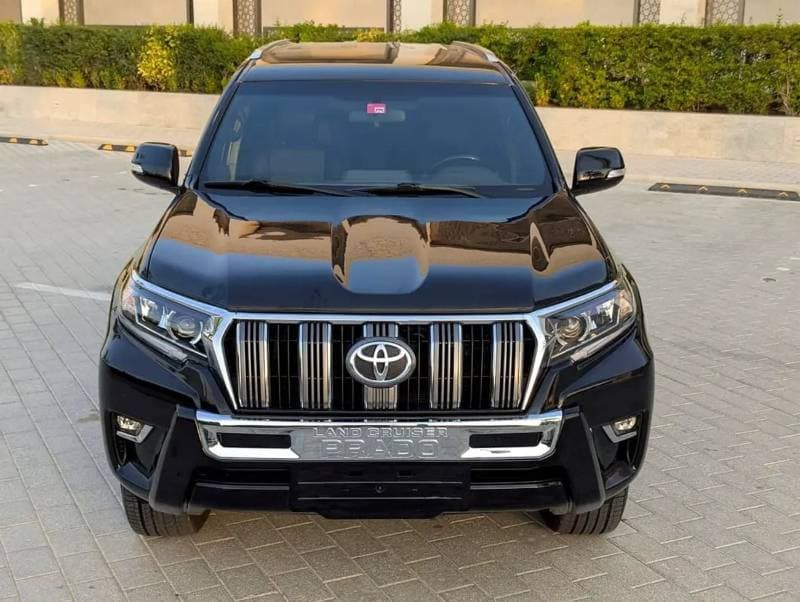 2021 Toyota Prado VXR thumbnail 3