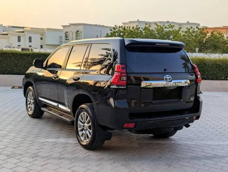 2021 Toyota Prado VXR thumbnail 5