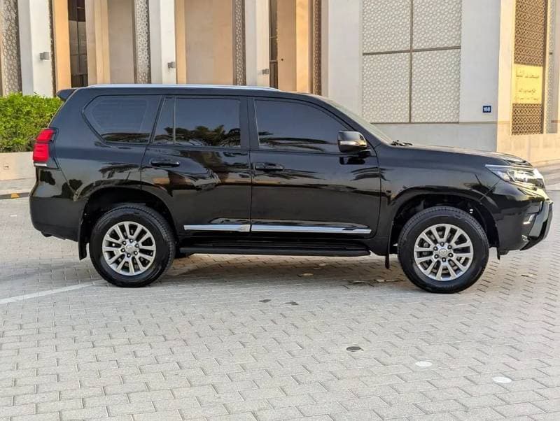 2021 Toyota Prado VXR thumbnail 7
