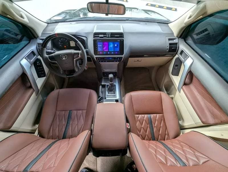 2019 Toyota Prado TX L thumbnail 8
