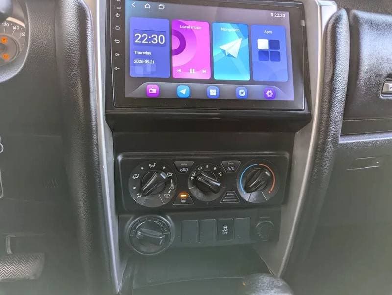 2017 Toyota Fortuner EXR thumbnail 8