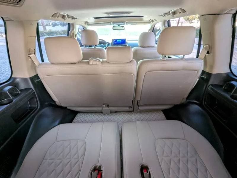 2008 Toyota Land Cruiser VXR thumbnail 6