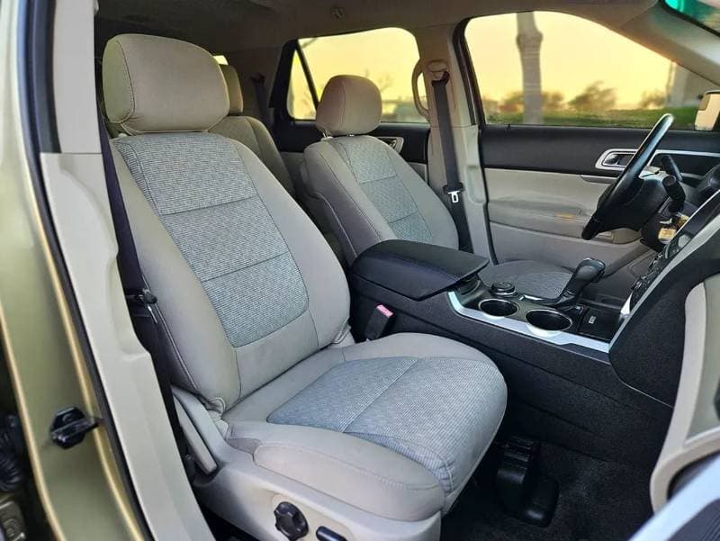 2013 Ford Explorer XLT thumbnail 8