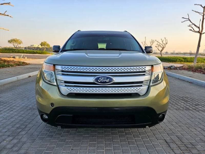 2013 Ford Explorer XLT thumbnail 6