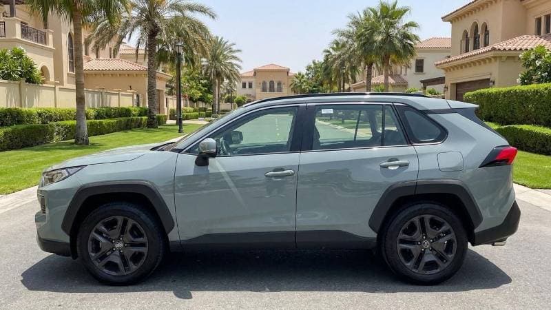 2025 Toyota RAV4 ADVENTURE thumbnail 5