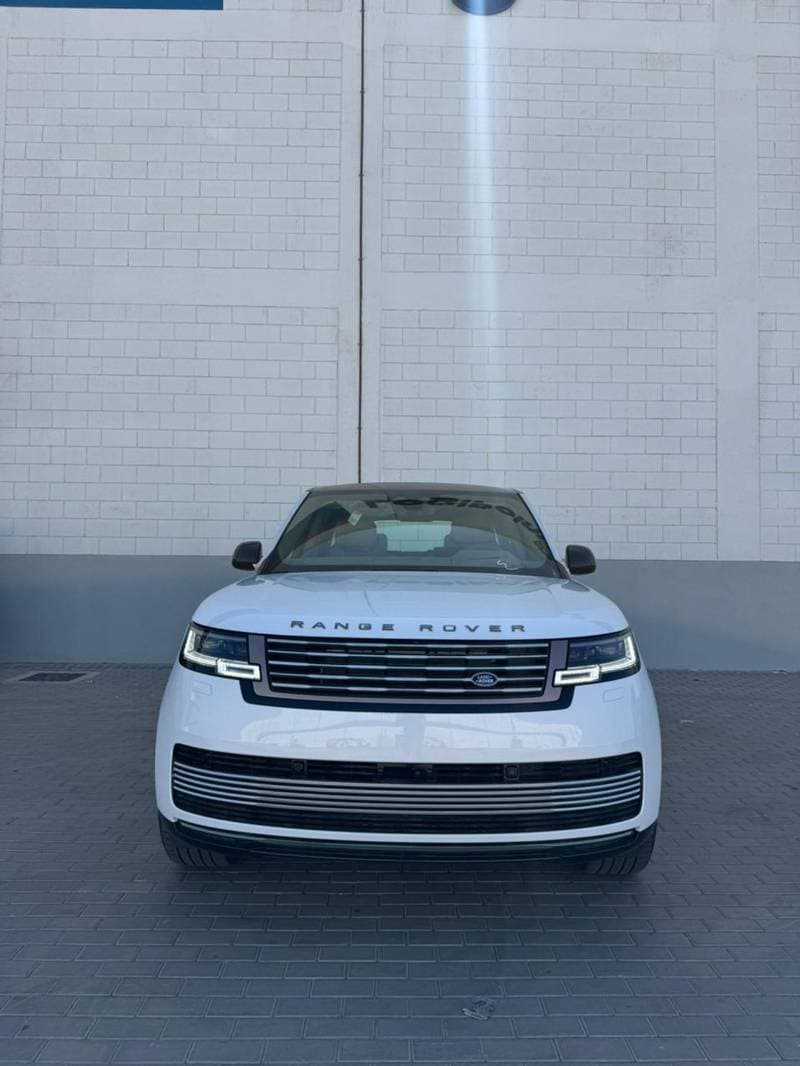 2026 Land Rover Range Rover SV LWB P615 thumbnail 2