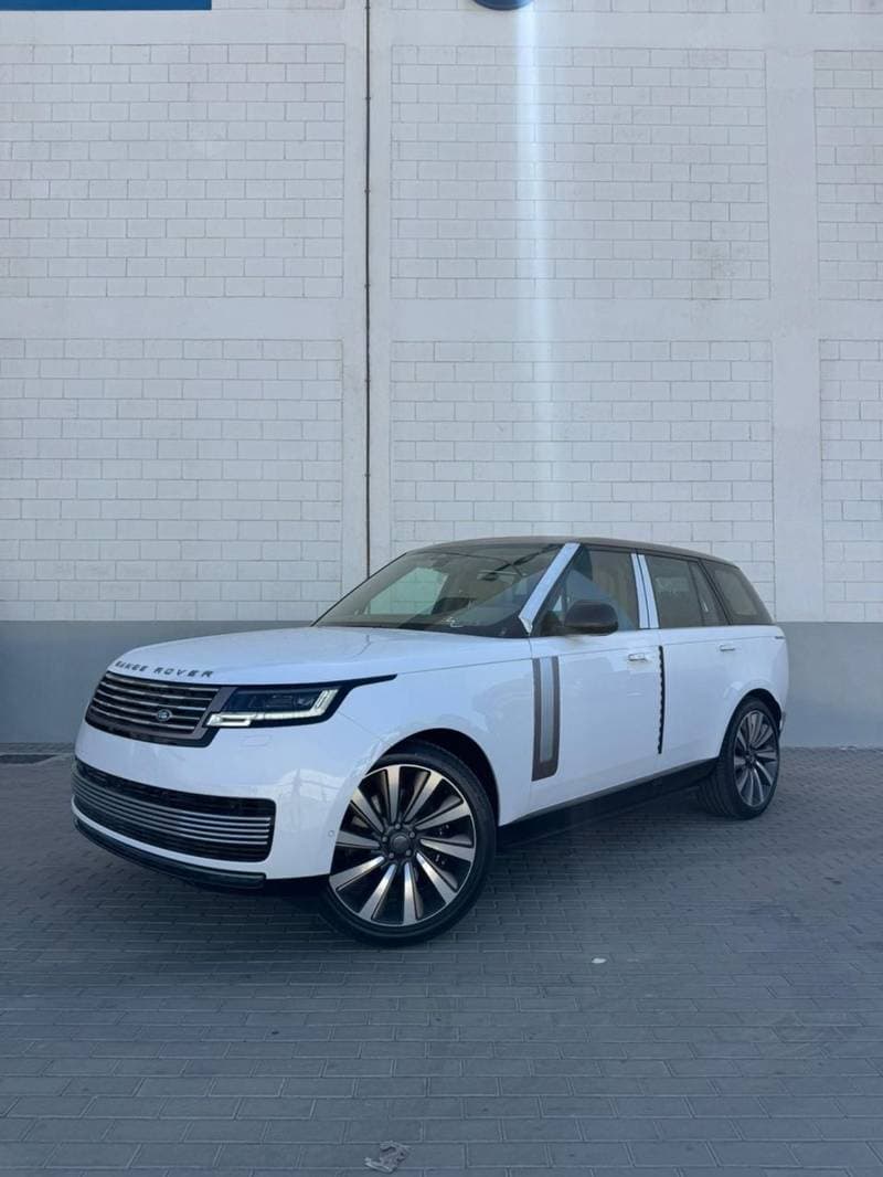 2026 Land Rover Range Rover SV LWB P615 thumbnail 3