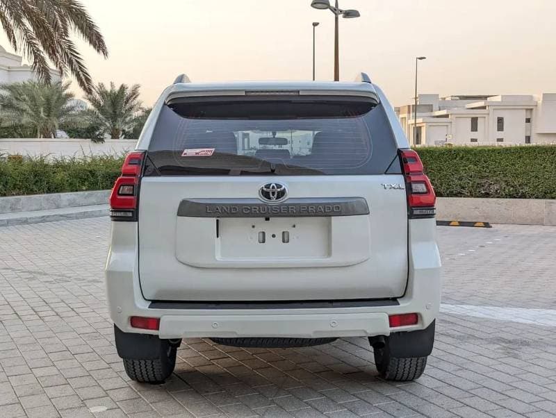 2020 Toyota Prado TX L thumbnail 6