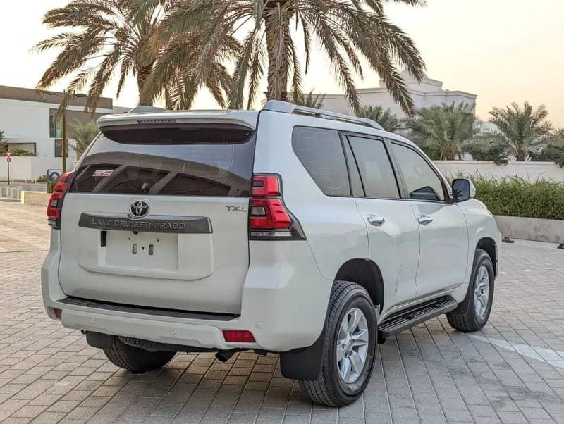 2020 Toyota Prado TX L thumbnail 5