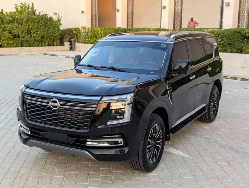 2017 Nissan Patrol XE thumbnail 4