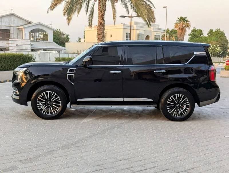 2017 Nissan Patrol XE thumbnail 5
