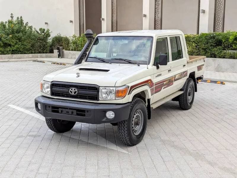 2018 Toyota Land Cruiser 70 LC79 LX thumbnail 2