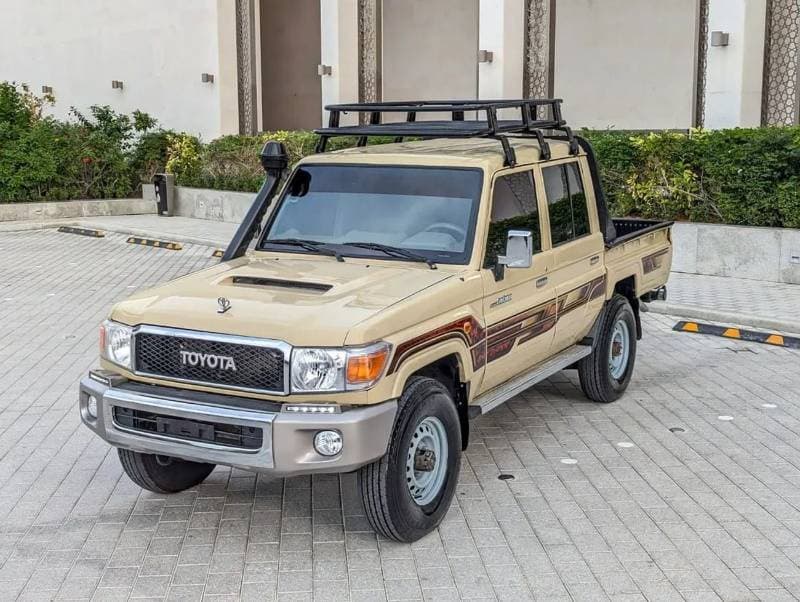 2020 Toyota Land Cruiser 70 LC76 HARD TOP thumbnail 2