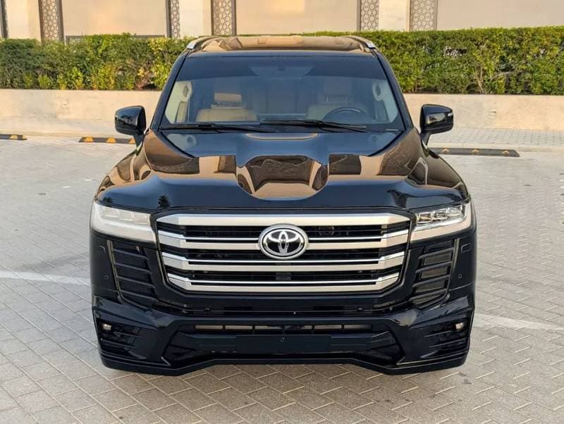 2022 Toyota Land Cruiser EXR thumbnail 3