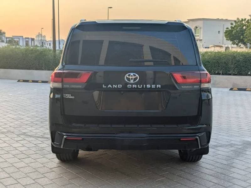 2022 Toyota Land Cruiser EXR thumbnail 5