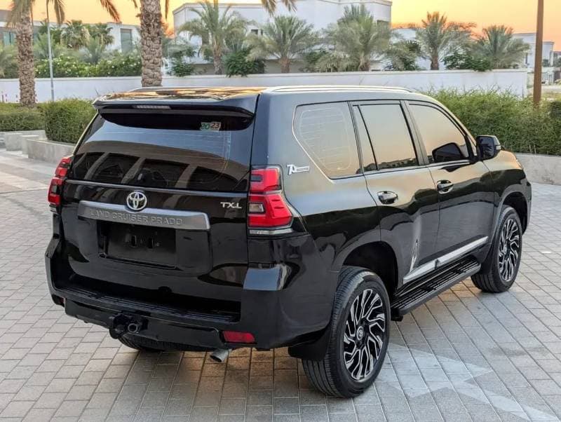 2023 Toyota Prado TX L thumbnail 5