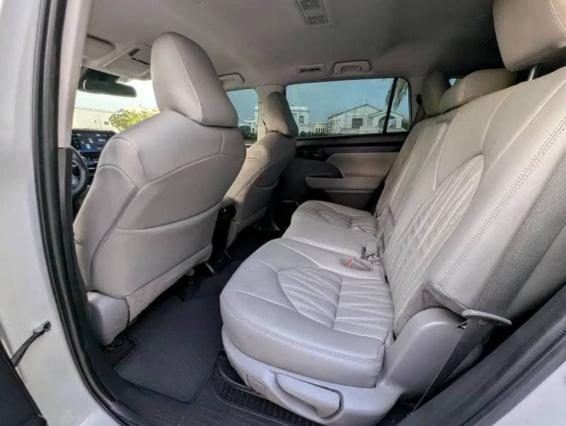 2022 Toyota Highlander GXR thumbnail 4