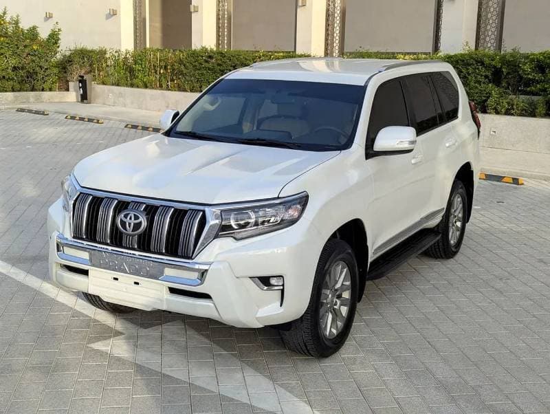 2019 Toyota Prado EXR thumbnail 2