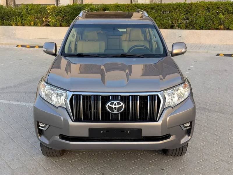 2022 Toyota Prado TX L thumbnail 3