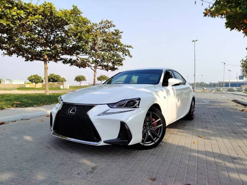 2017 Lexus IS300 AWD thumbnail 4