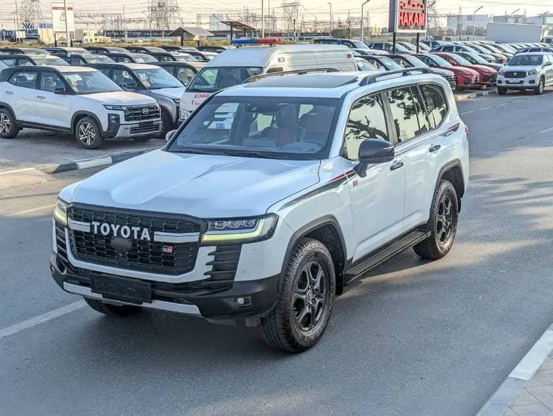 2022 Toyota Land Cruiser GR SPORT thumbnail 2