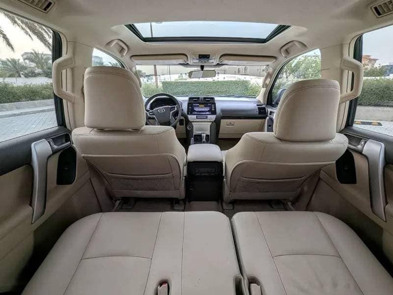 2018 Toyota Prado VXR thumbnail 7