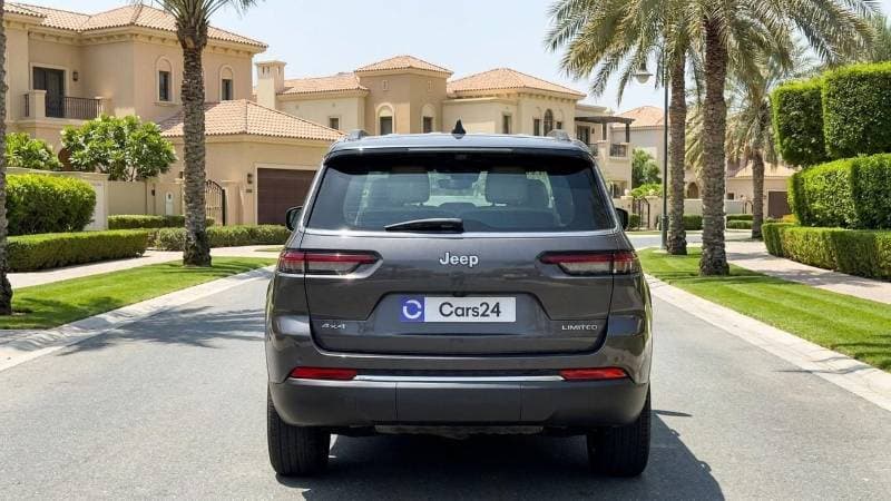 2024 Jeep Grand Cherokee LIMITED thumbnail 4