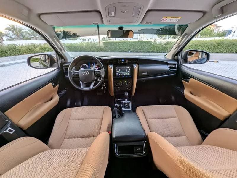 2024 Toyota Fortuner EXR thumbnail 3