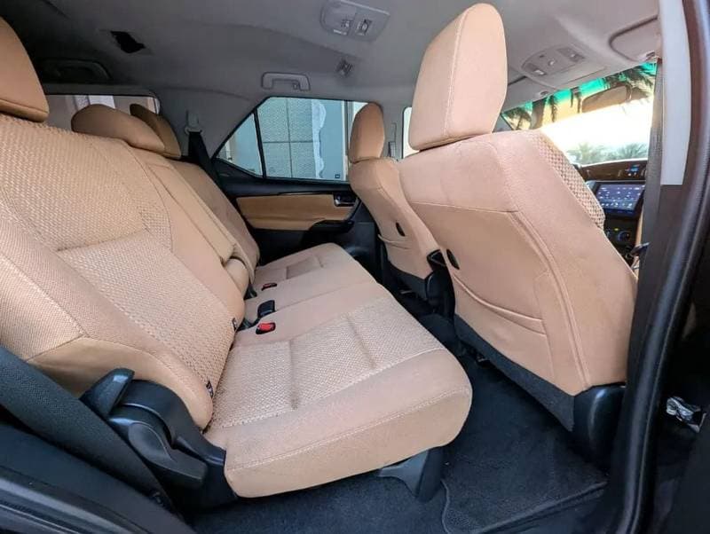 2024 Toyota Fortuner EXR thumbnail 6