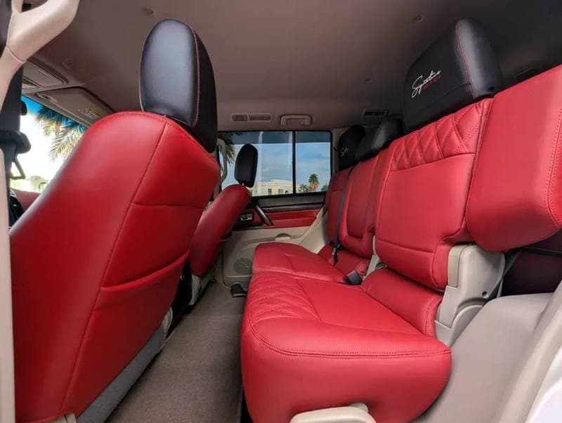 2016 Mitsubishi Pajero GLS MIDLINE thumbnail 4