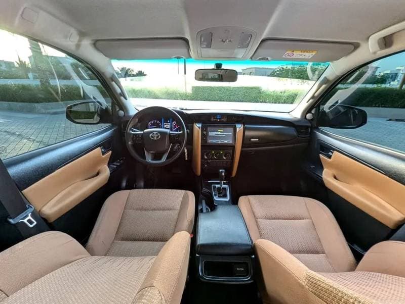 2023 Toyota Fortuner EXR thumbnail 3