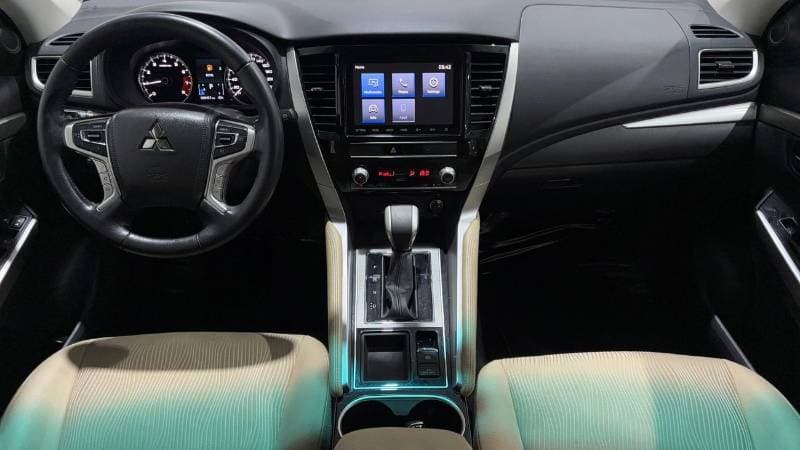 2022 Mitsubishi Montero Sport GLX thumbnail 7
