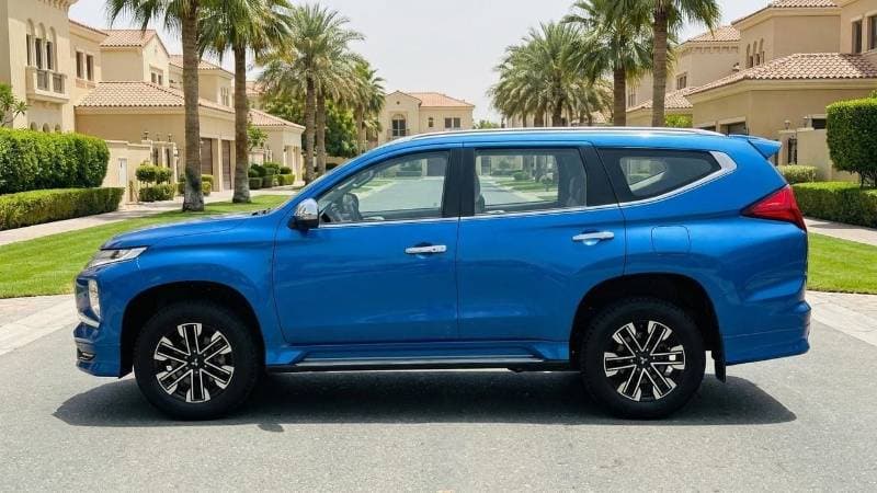 2023 Mitsubishi Montero Sport GLS MIDLINE thumbnail 5