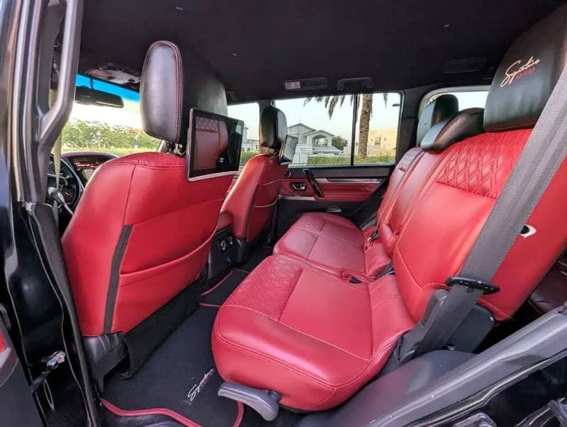 2020 Mitsubishi Pajero GLS thumbnail 5