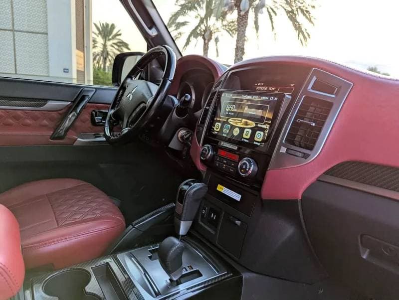 2020 Mitsubishi Pajero GLS thumbnail 7