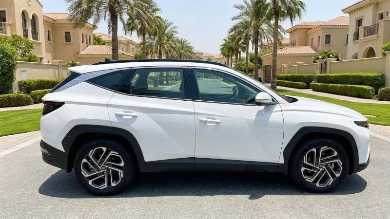 2025 Hyundai Tucson PREMIUM thumbnail 3