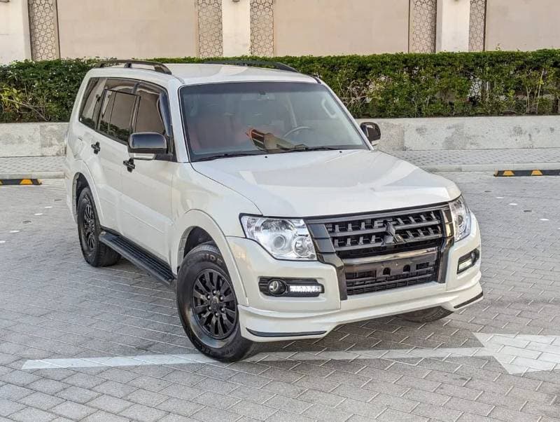 2015 Mitsubishi Pajero GLS MIDLINE
