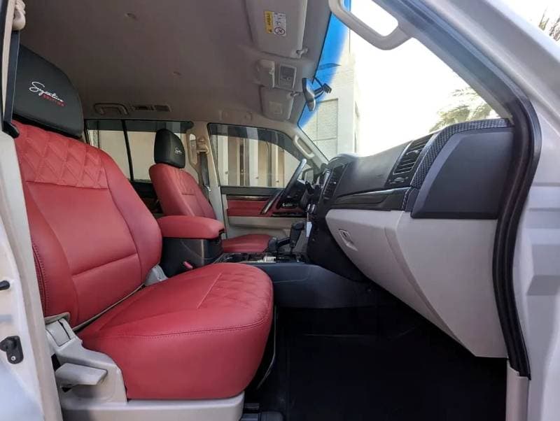 2015 Mitsubishi Pajero GLS MIDLINE thumbnail 4