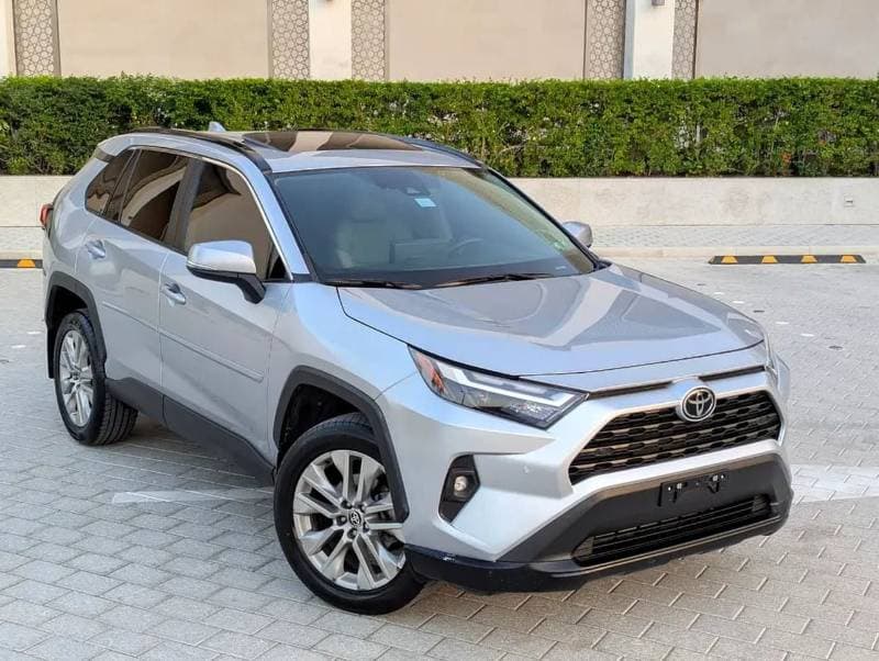2023 Toyota RAV4 LE