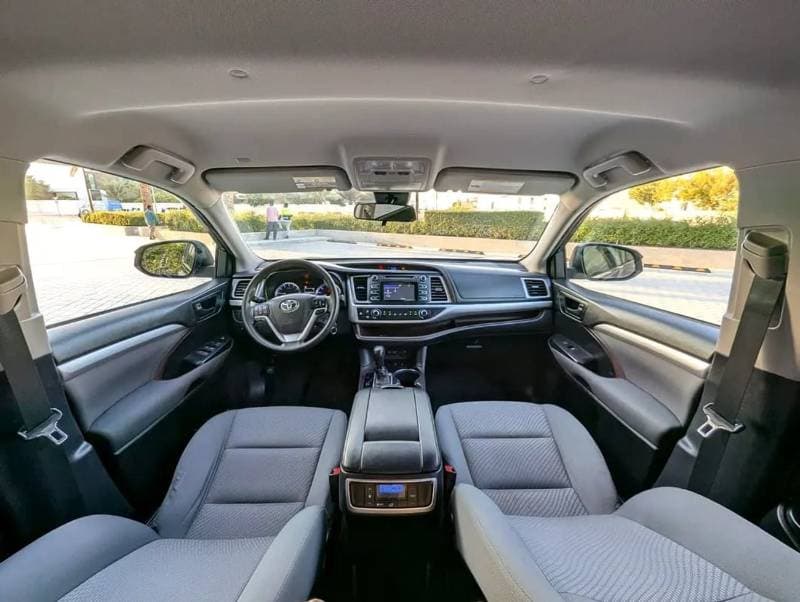 2018 Toyota Highlander GXR thumbnail 8