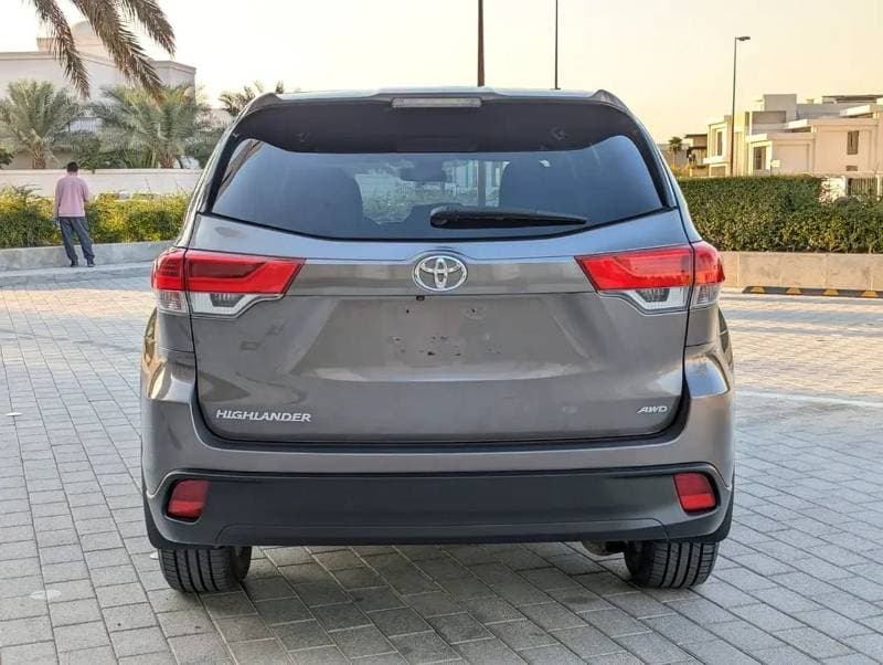 2018 Toyota Highlander GXR thumbnail 7