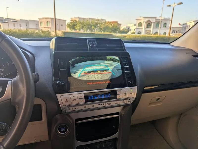 2022 Toyota Prado TX L thumbnail 5
