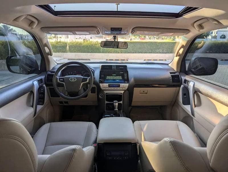 2022 Toyota Prado TX L thumbnail 3