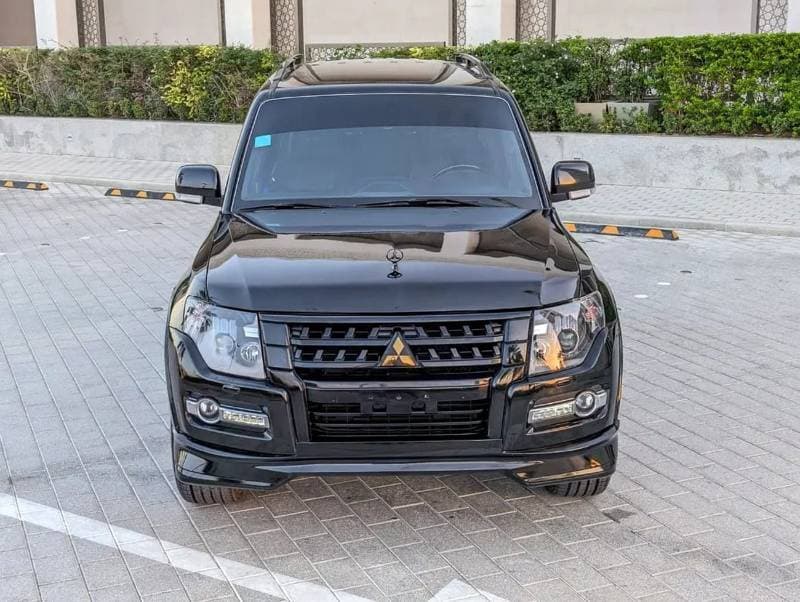 2020 Mitsubishi Pajero GLS MIDLINE thumbnail 3
